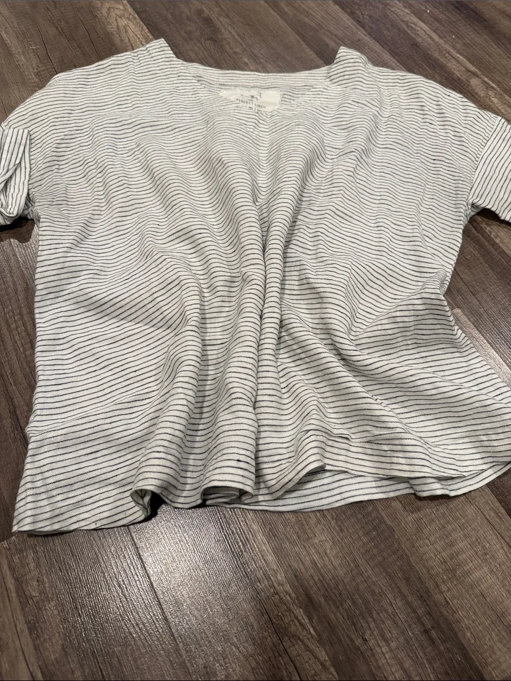 notPERFECTLINEN Striped Scoop-Neck Tee in White and Black - Picture 1 of 3